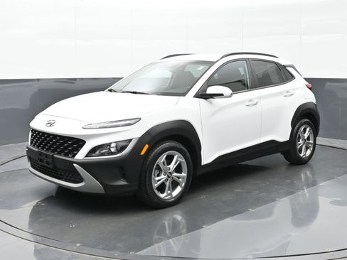 Used 2022 Hyundai Kona SEL FWD image 8