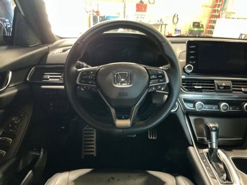 Used 2022 Honda Accord Sport image 14