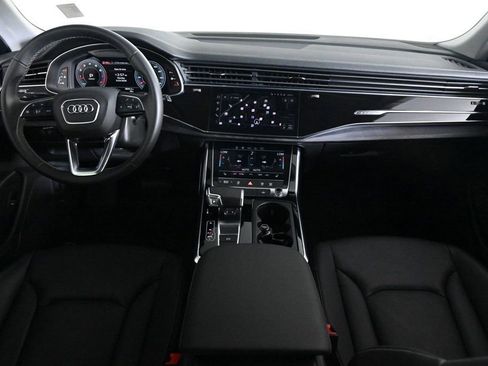 Used 2023 Audi Q8 Premium w/ Convenience Package image 9