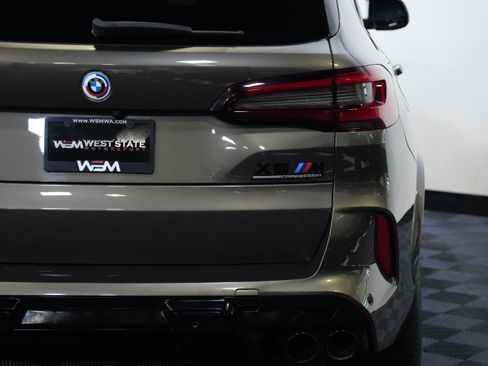 Used 2022 BMW X5 M w/ Competition Package 2 AWD/4WD image 17