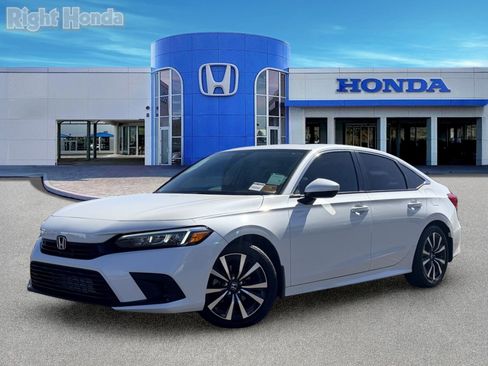 Used 2024 Honda Civic EX image 2