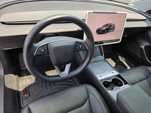 Used 2025 Tesla Model 3 Long Range RWD image 23