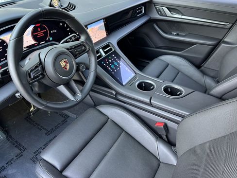 New 2025 Porsche Taycan image 4