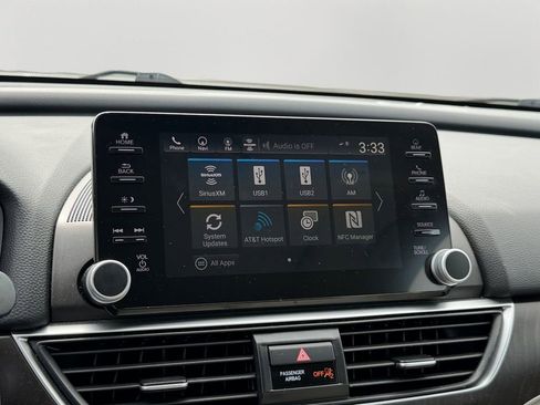 Used 2019 Honda Accord Touring image 17
