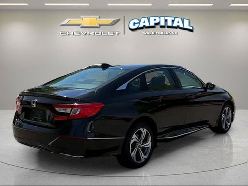 Used 2020 Honda Accord EX image 7