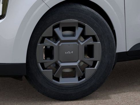 New 2026 Kia Carnival EX image 9