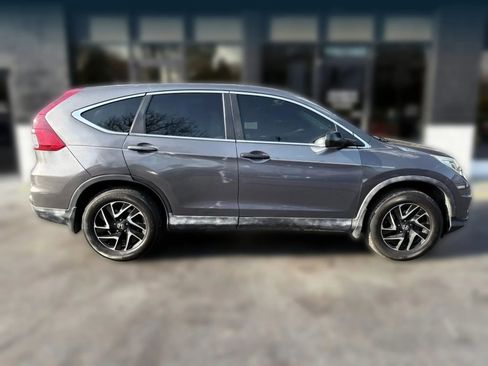 Used 2016 Honda CR-V SE image 6