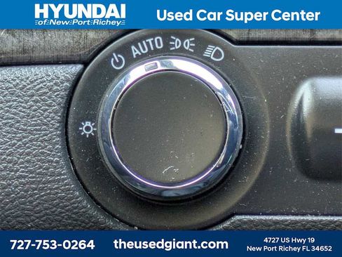 Used 2015 Buick Encore FWD image 22