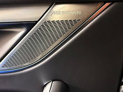 Used 2025 Jaguar F-PACE R-Dynamic S image 25