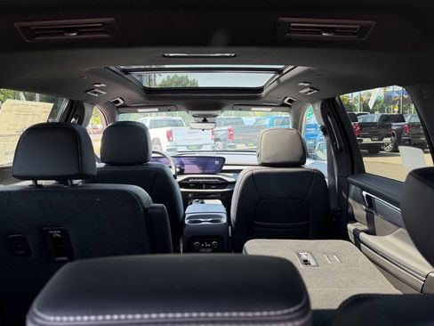 New 2026 Buick Enclave Preferred w/ Power Package AWD/4WD image 10
