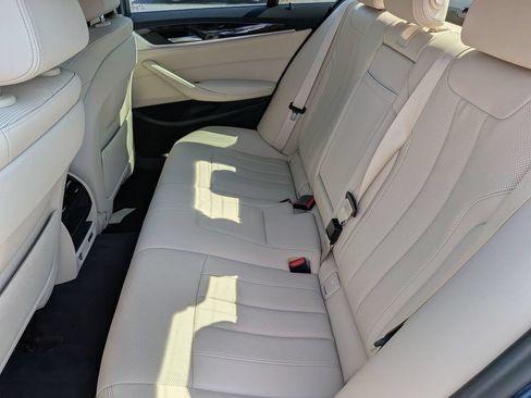 Used 2022 BMW 530i xDrive w/ Convenience Package AWD/4WD image 32