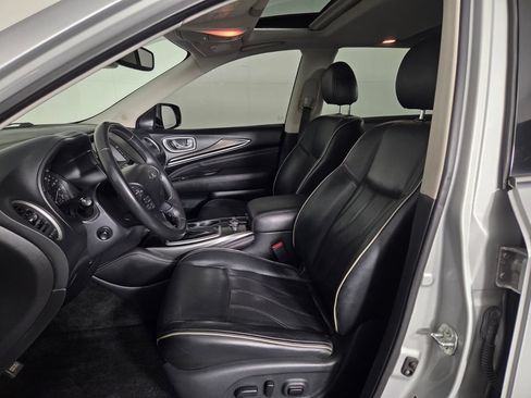 Used 2019 INFINITI QX60 Luxe w/ Essential Package FWD image 8