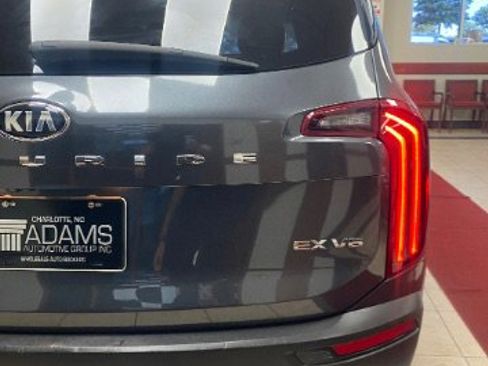 Used 2021 Kia Telluride EX AWD/4WD image 12