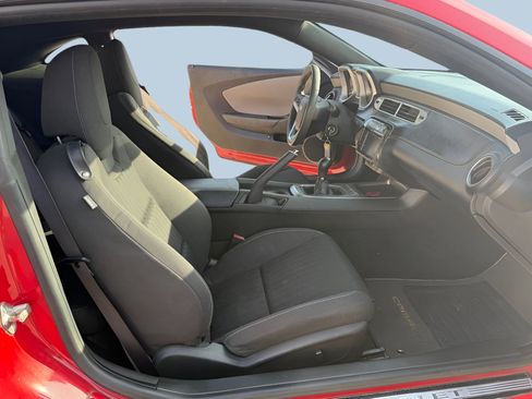 Used 2013 Chevrolet Camaro LS RWD image 9