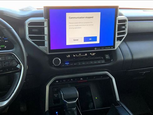 Used 2024 Toyota Sequoia Platinum image 7