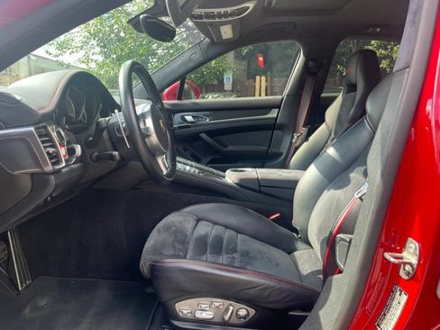 Used 2015 Porsche Panamera GTS AWD/4WD image 11