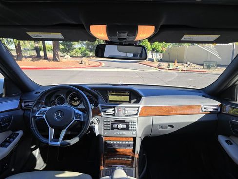 Used 2012 Mercedes-Benz E 350 Sedan image 19