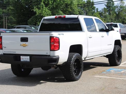 Used 2018 Chevrolet Silverado 1500 LT w/ Trailering Package AWD/4WD image 8