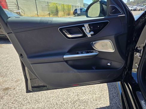 Used 2025 Mercedes-Benz C 300 4MATIC Sedan image 20