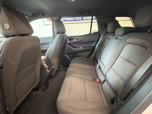 Used 2025 Chevrolet Equinox LT FWD image 18