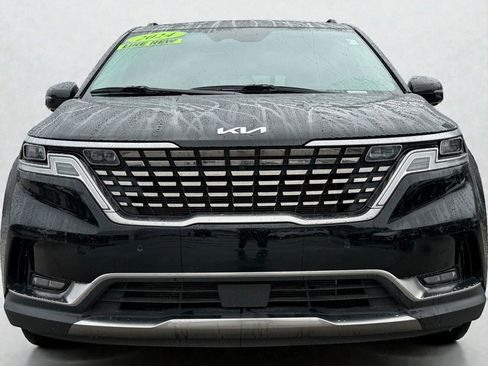 Used 2024 Kia Carnival SX Prestige image 5