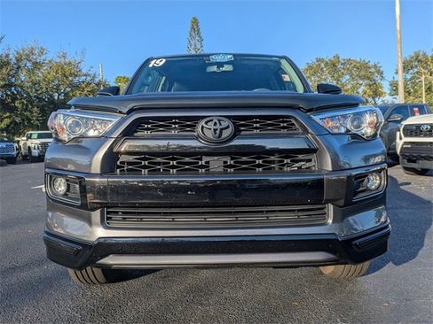 Used 2019 Toyota 4Runner Limited image 7