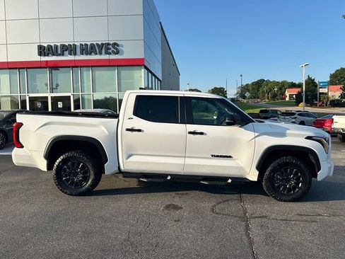 Used 2024 Toyota Tundra SR5 w/ SR5 Convenience Package AWD/4WD image 2