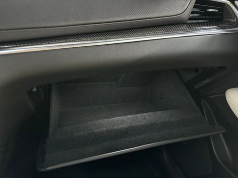 Used 2025 Cadillac XT5 Sportv w/ Technology Package image 27