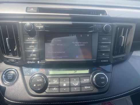 Used 2018 Toyota RAV4 XLE image 22