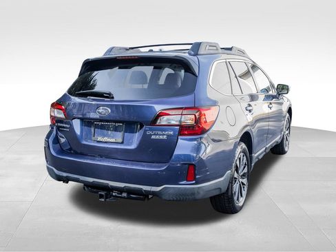 Used 2015 Subaru Outback 2.5i Limited AWD/4WD image 5