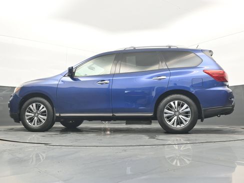 Used 2018 Nissan Pathfinder SL image 25