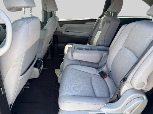 Used 2024 Honda Odyssey EX image 19