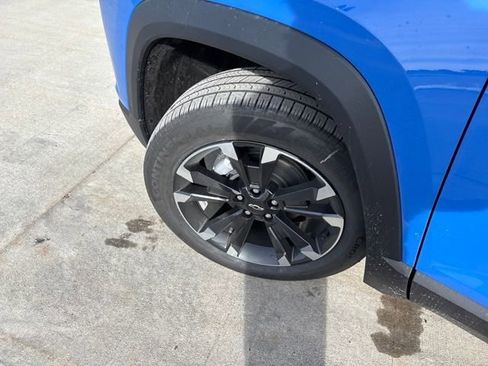 New 2026 Chevrolet Equinox RS w/ Convenience Package III AWD/4WD image 25
