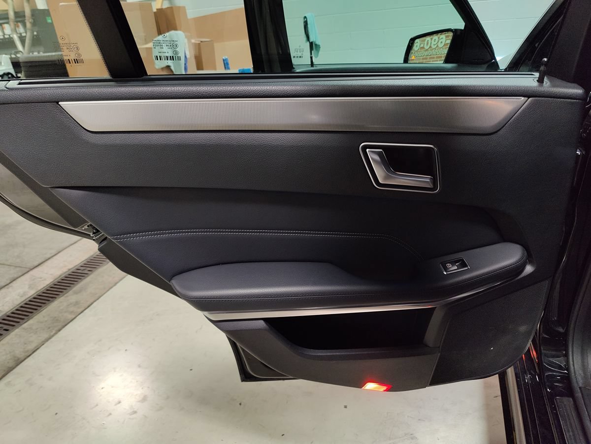 Used 2014 Mercedes-Benz E 350 4MATIC Wagon image 44