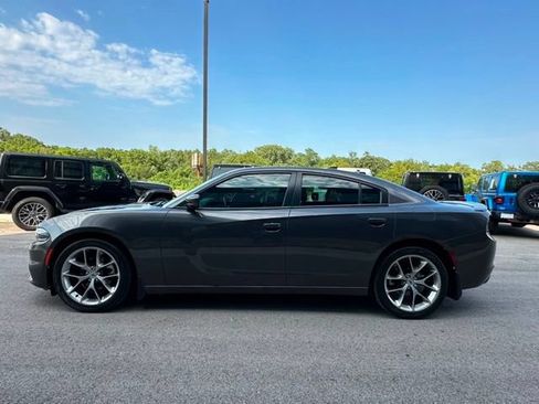Used 2020 Dodge Charger SXT w/ Plus Group RWD image 6