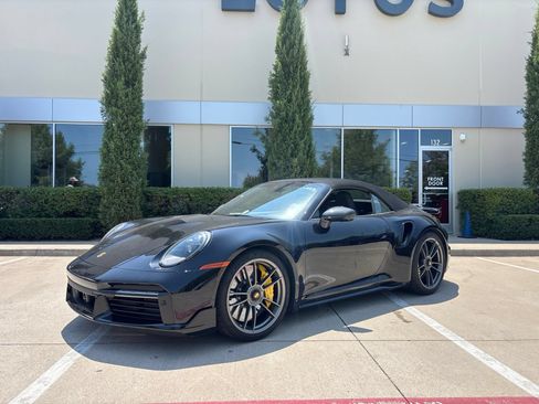 Used 2025 Porsche 911 Turbo S w/ Exterior Sport Package AWD/4WD image 1
