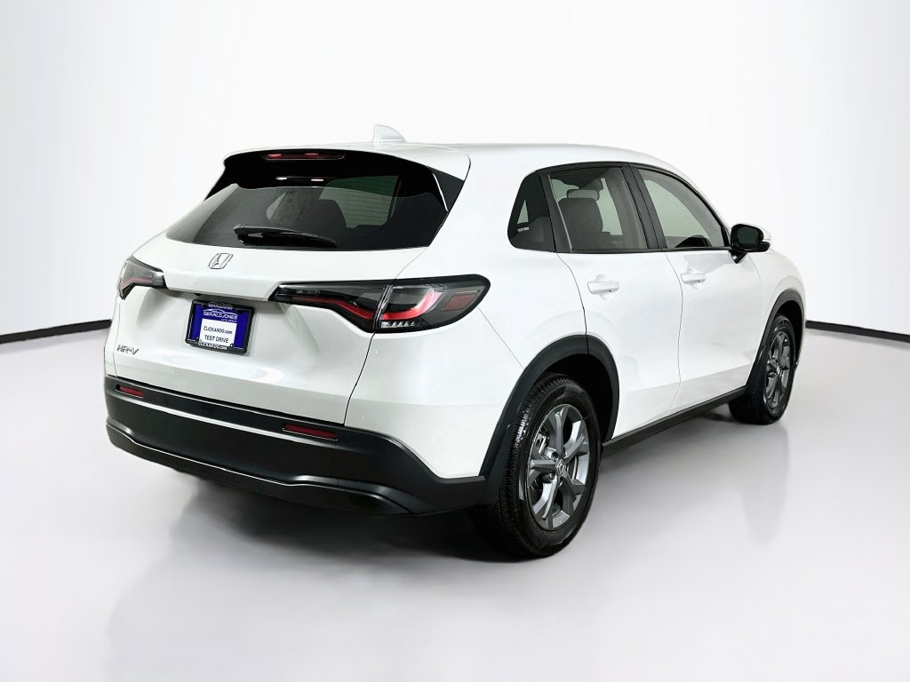 Certified 2026 Honda HR-V LX image 7