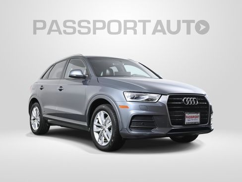 Used 2017 Audi Q3 2.0T Premium w/ Convenience Package image 3