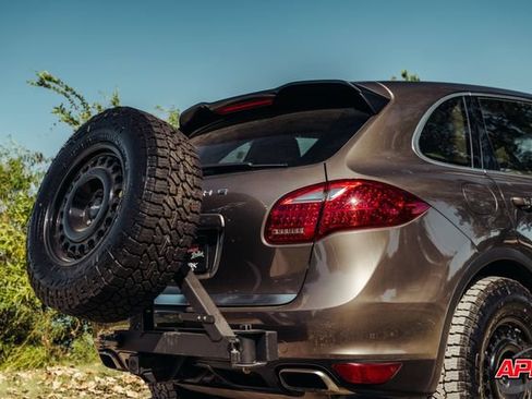 Used 2013 Porsche Cayenne AWD/4WD image 49