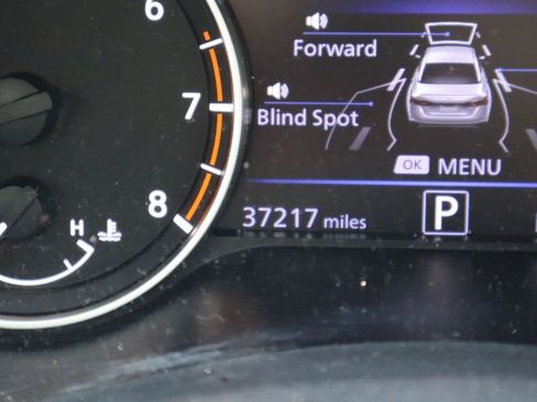 Used 2020 Nissan Altima 2.5 SR FWD image 10