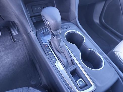 Used 2024 Chevrolet Equinox LT AWD/4WD image 19