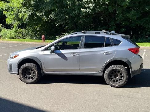 Used 2019 Subaru Crosstrek 2.0i Premium AWD/4WD image 24