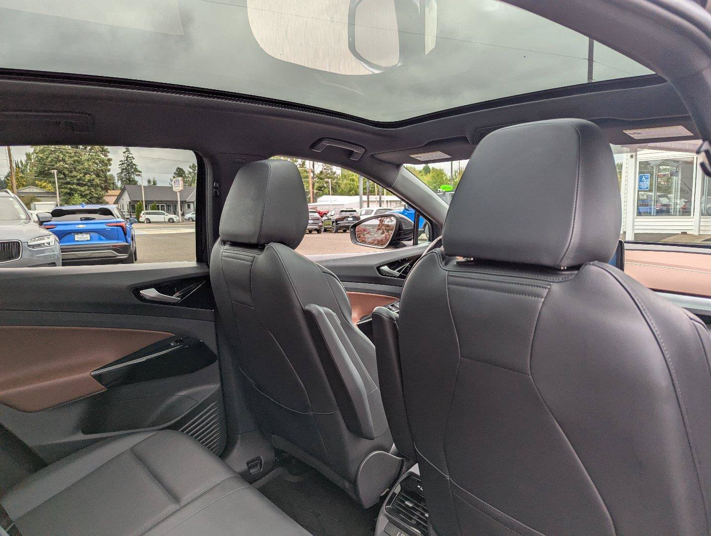 Used 2022 Volkswagen ID.4 Pro S AWD/4WD image 33