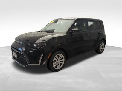 Used 2023 Kia Soul LX