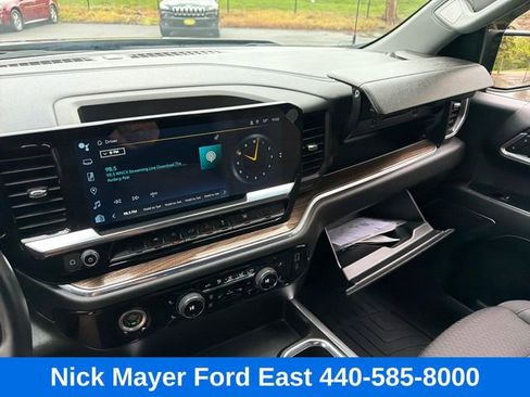 Used 2024 Chevrolet Silverado 1500 RST AWD/4WD image 35