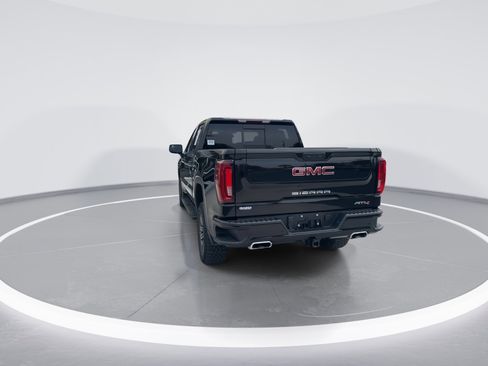 Used 2024 GMC Sierra 1500 AT4 w/ AT4 Preferred Package image 8