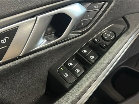 Used 2021 BMW 330i Sedan w/ Parking Assistance Package image 27