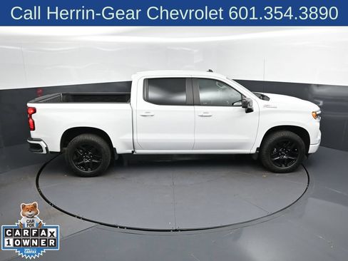 Used 2023 Chevrolet Silverado 1500 RST AWD/4WD image 29