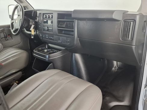 Used 2021 Chevrolet Express 2500 Extended w/ Driver Convenience Package image 26