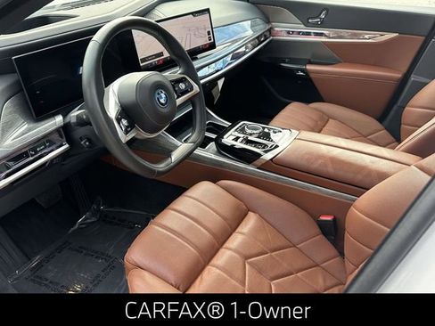 Certified 2025 BMW i7 xDrive60 image 2